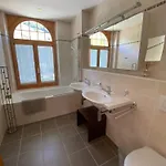 Cozy Swiss Getaway With Mountain Views *