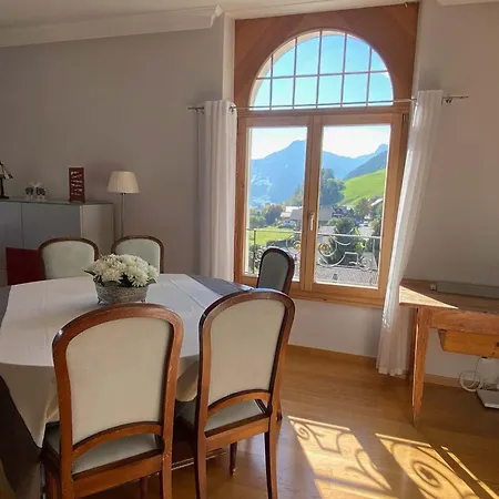 Cozy Swiss Getaway With Mountain Views *