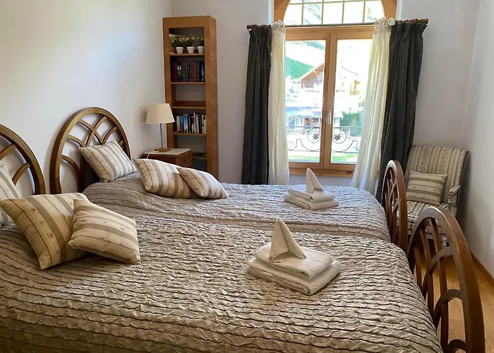 Cozy Swiss Getaway With Mountain Views